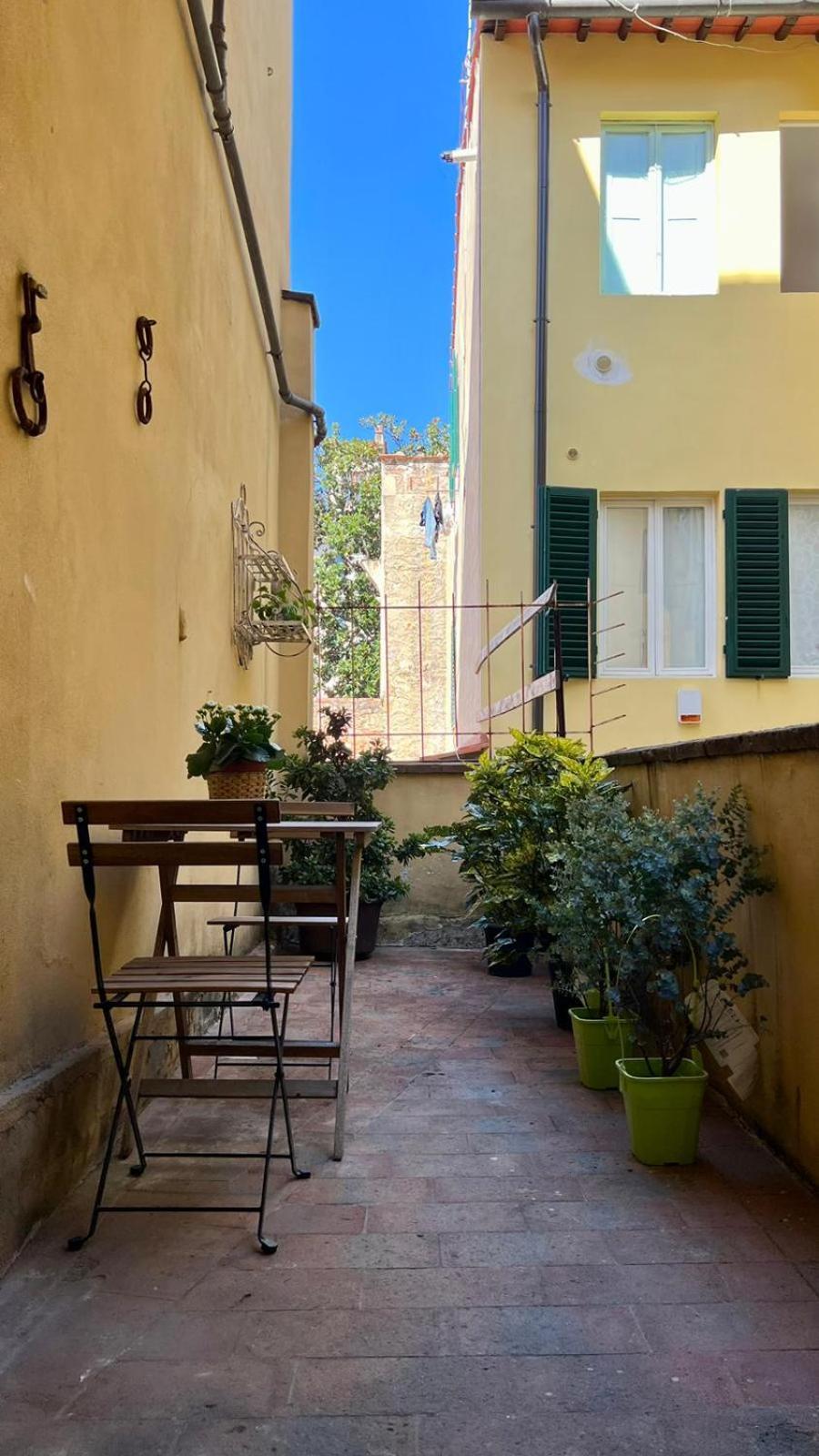 Zanobi 45 Florenz