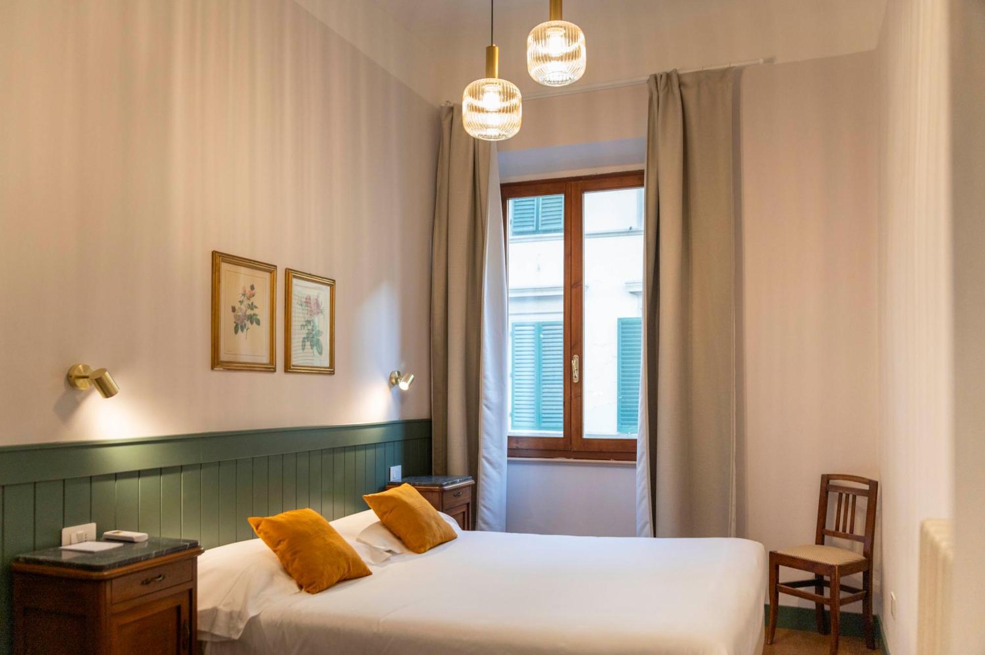 Zanobi 45 * Florenz